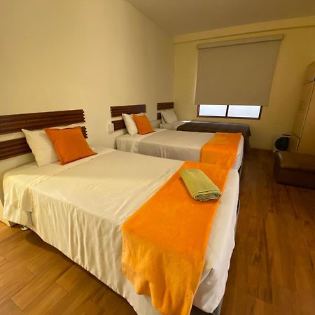 Posada Miraflores リマ エクステリア 写真