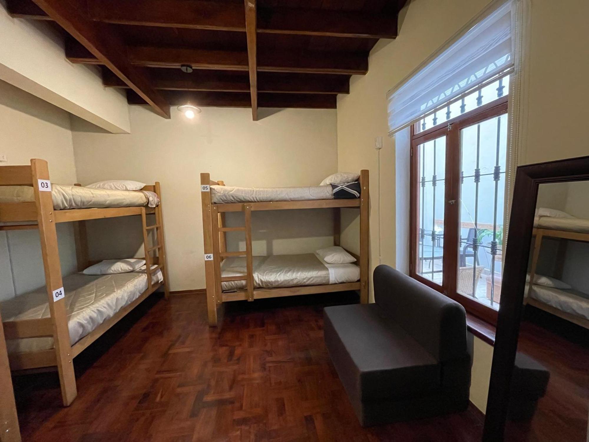 Posada Miraflores リマ エクステリア 写真